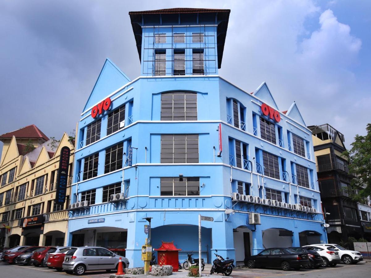 Oyo 43963 T Signature Hotel Petaling Jaya Exterior photo